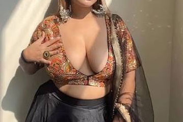 play with big boobs sexy aunty and model goa